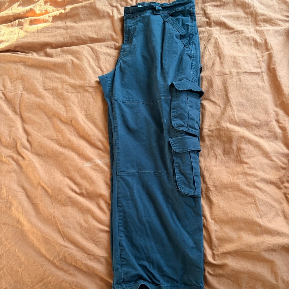 Abercrombie & Fitch Black Wide Leg Cargo Pants - Picture 5 of 10